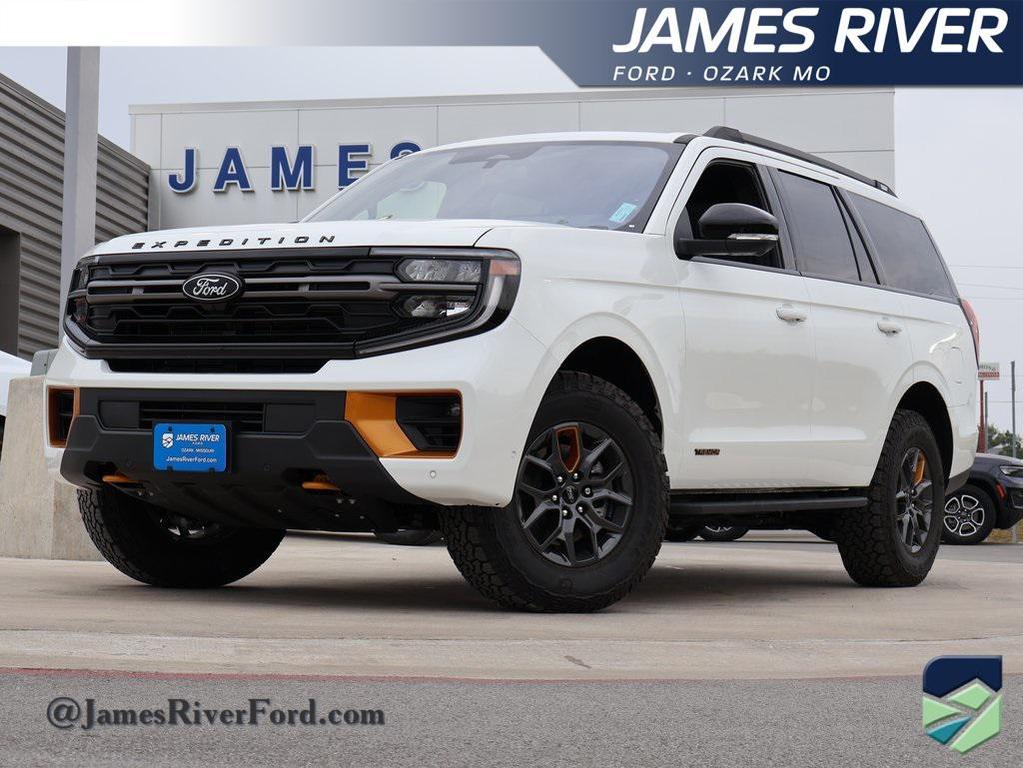 new 2025 Ford Expedition car, priced at $81,808