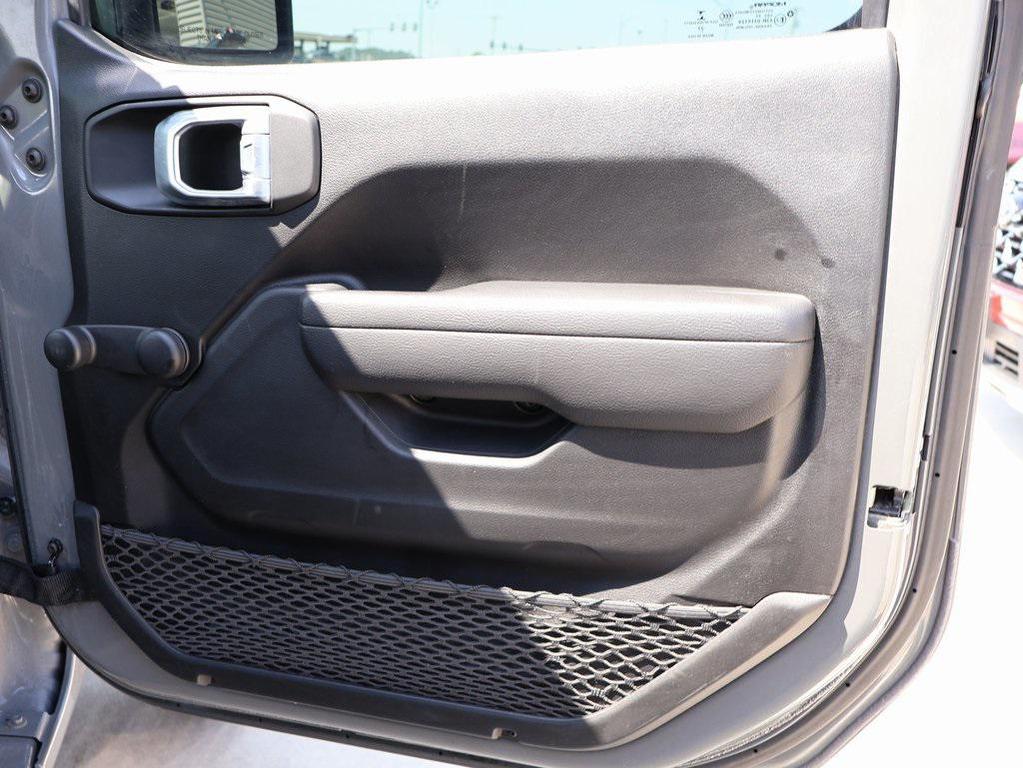 used 2022 Jeep Wrangler Unlimited car, priced at $24,774