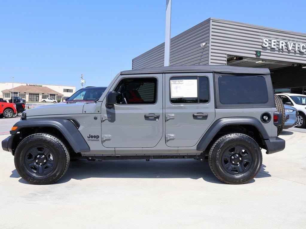 used 2022 Jeep Wrangler Unlimited car, priced at $24,774