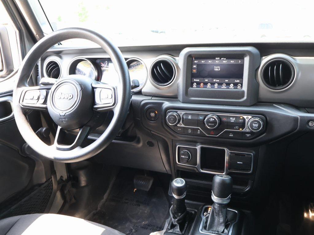 used 2022 Jeep Wrangler Unlimited car, priced at $24,774