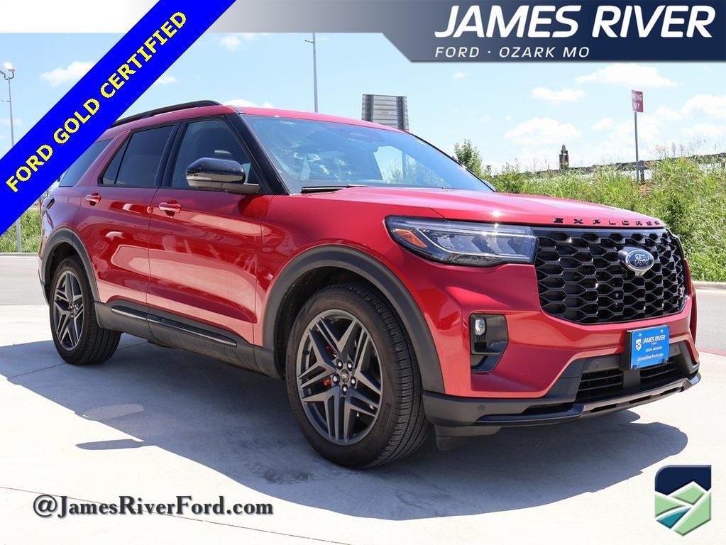 used 2025 Ford Explorer car, priced at $49,991
