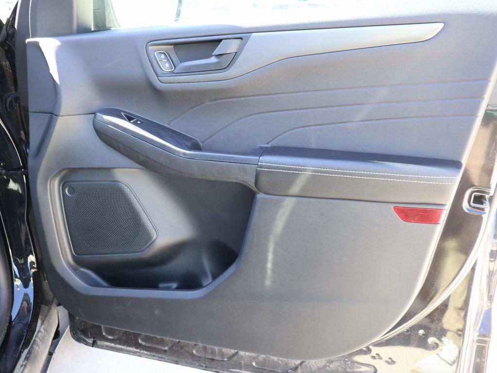 used 2025 Ford Escape car, priced at $24,591