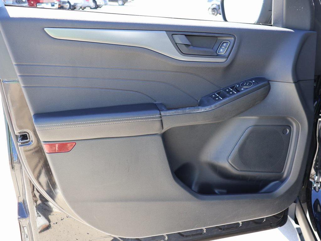 used 2025 Ford Escape car, priced at $24,591