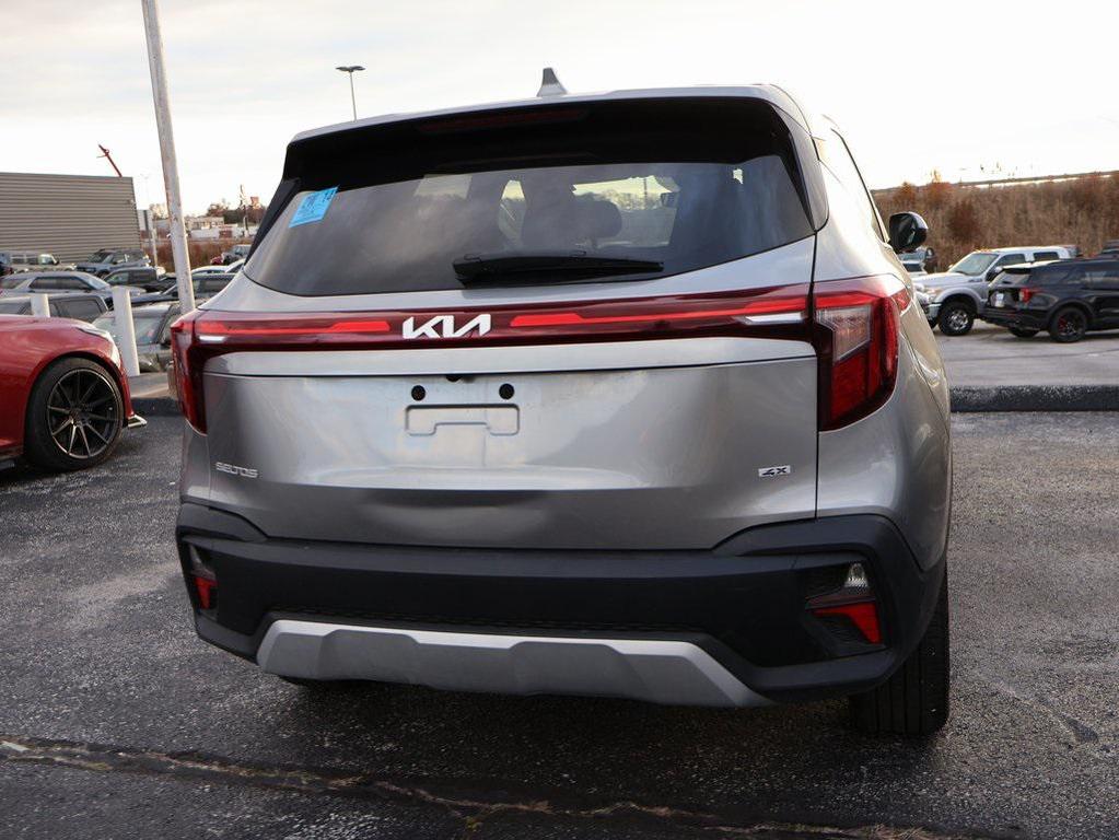 used 2025 Kia Seltos car, priced at $23,969