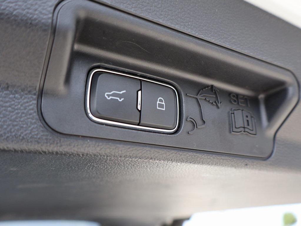 used 2023 Ford Explorer car, priced at $26,989