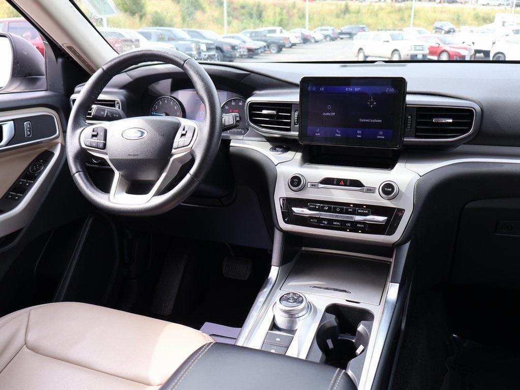 used 2023 Ford Explorer car, priced at $26,989