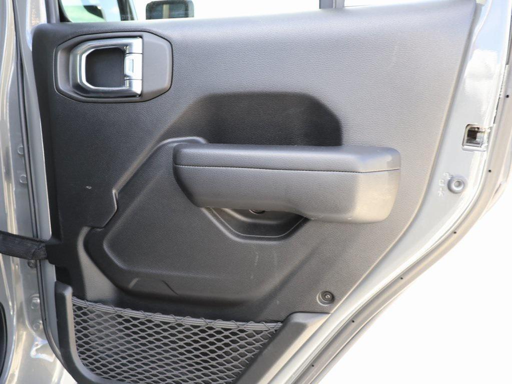 used 2021 Jeep Gladiator car, priced at $25,668