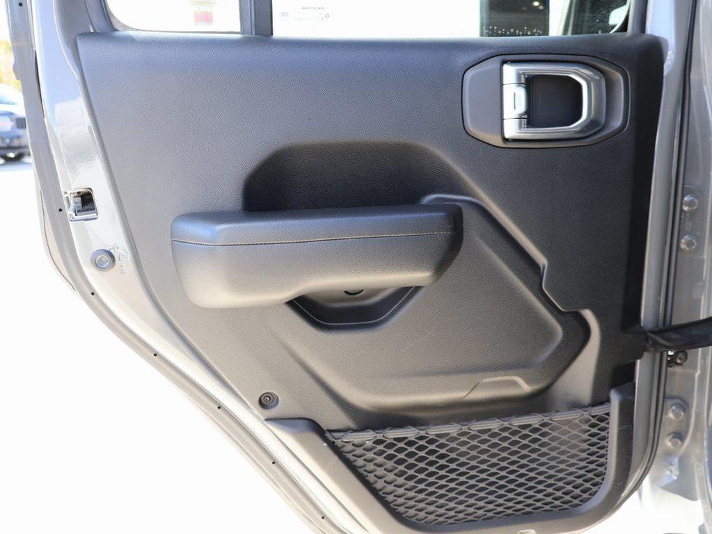 used 2021 Jeep Gladiator car, priced at $25,668