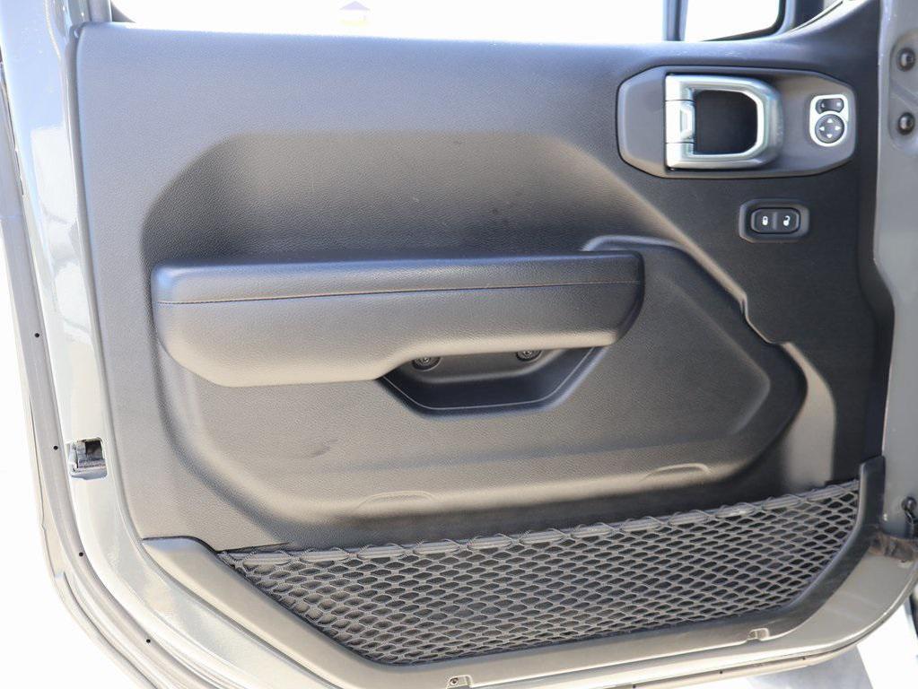 used 2021 Jeep Gladiator car, priced at $25,668