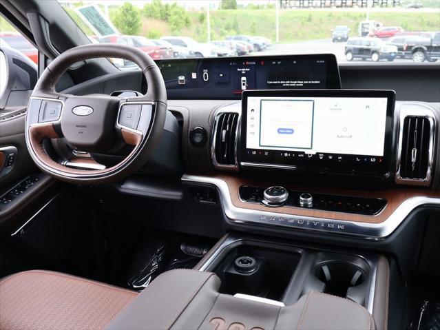 new 2025 Ford Expedition car, priced at $86,645