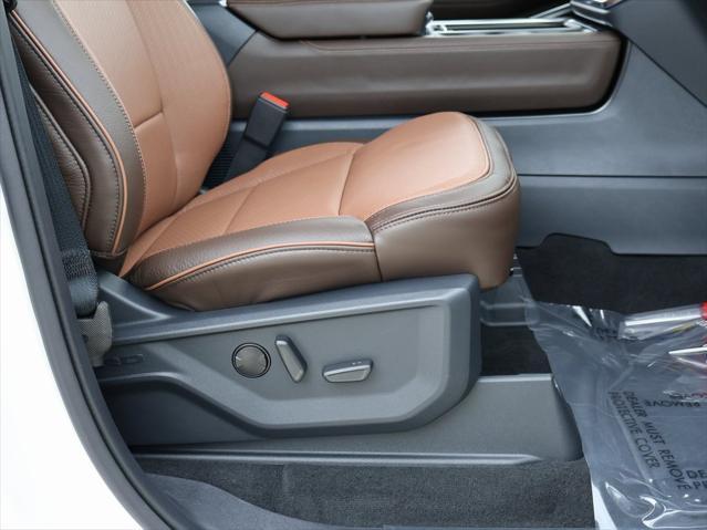 new 2025 Ford Expedition car, priced at $86,645