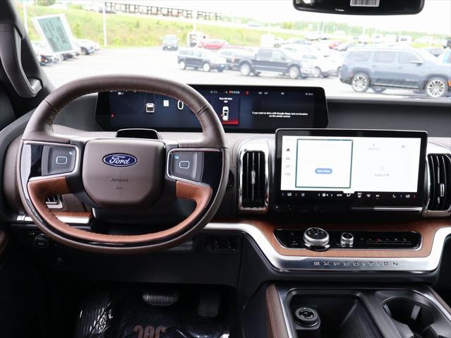 new 2025 Ford Expedition car, priced at $86,645