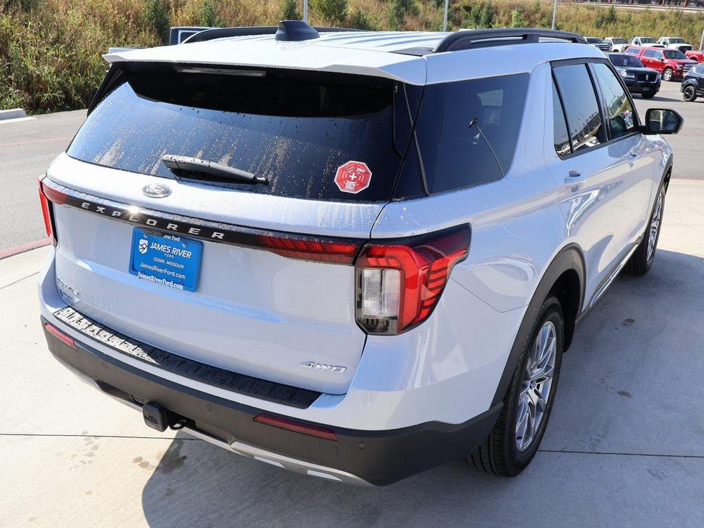 new 2025 Ford Explorer car, priced at $45,926