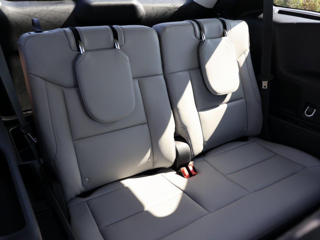 new 2025 Ford Explorer car, priced at $45,926