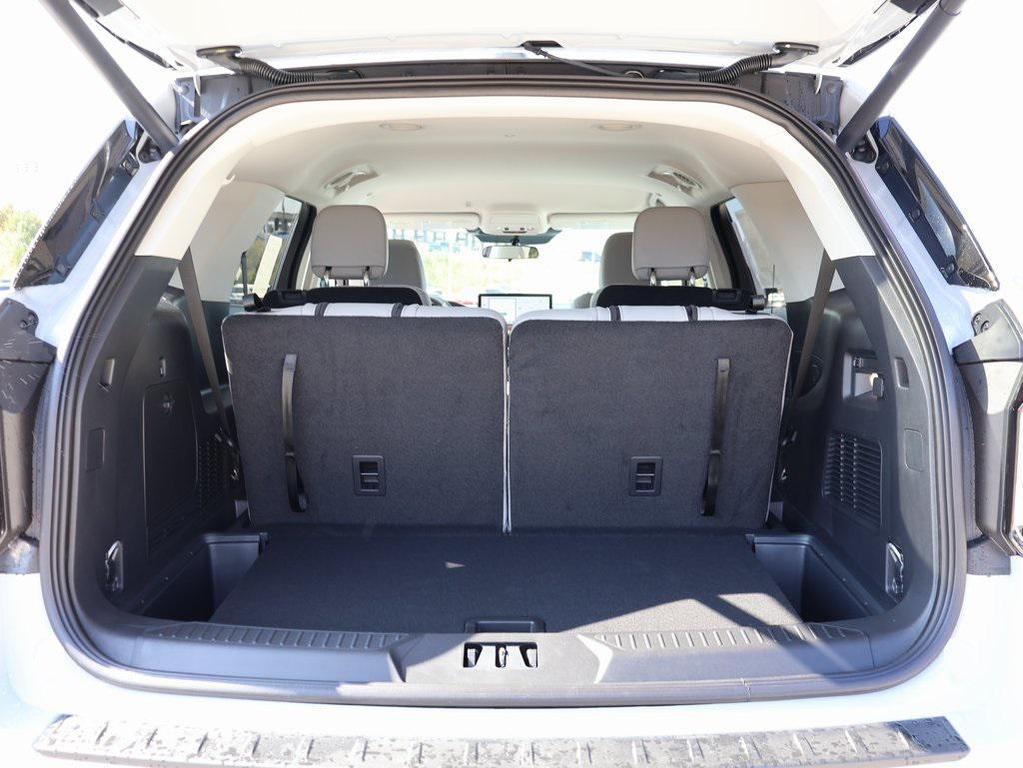 new 2025 Ford Explorer car, priced at $45,926