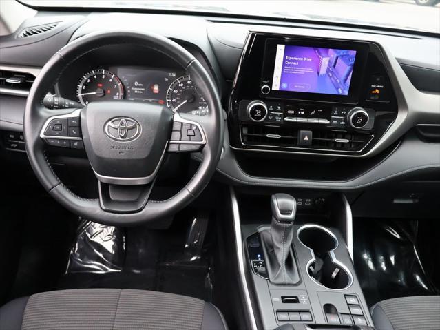 used 2024 Toyota Highlander car, priced at $37,372