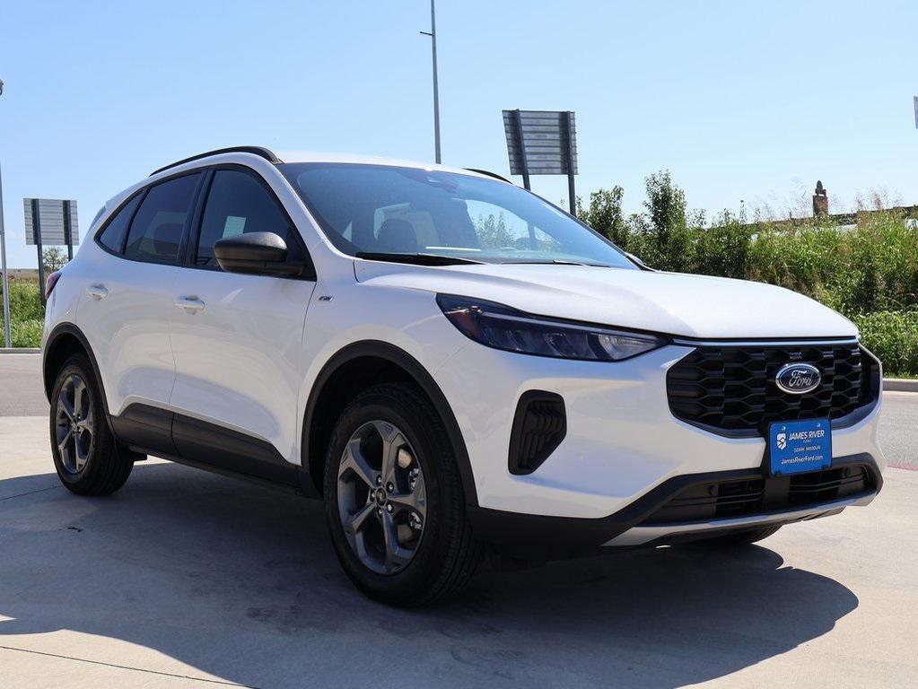 new 2025 Ford Escape car, priced at $30,084