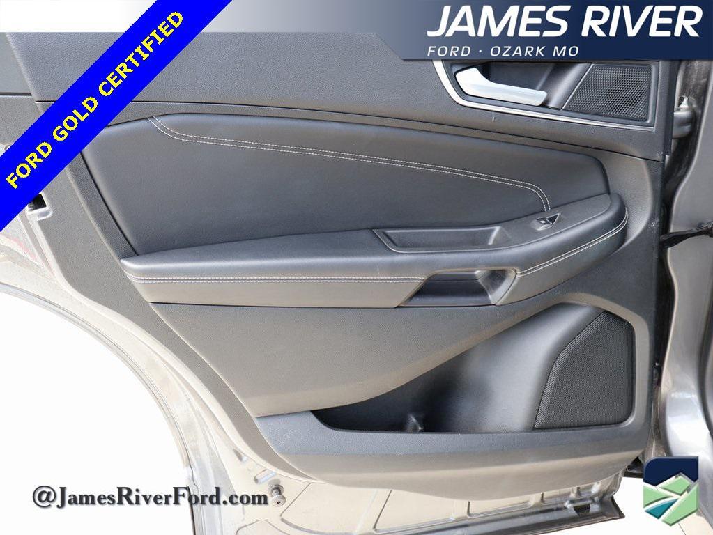 used 2024 Ford Edge car, priced at $29,398