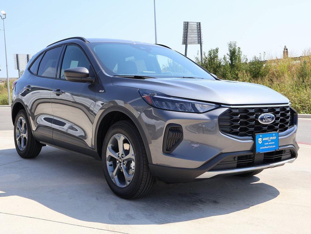 new 2025 Ford Escape car, priced at $28,424