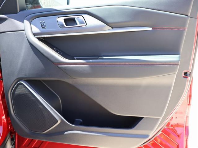 new 2025 Ford Explorer car, priced at $51,870