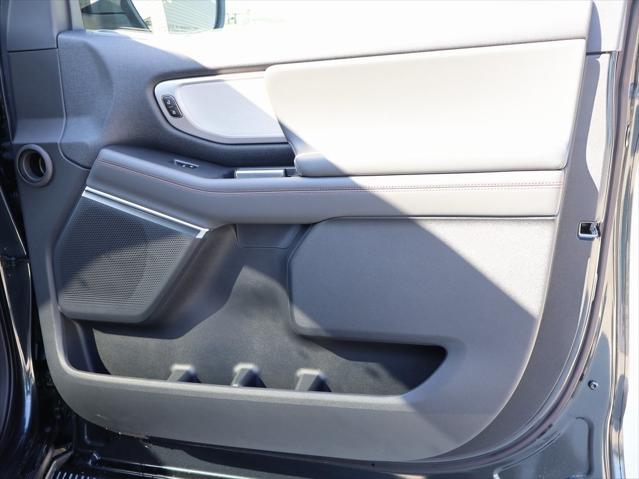 new 2025 Ford Expedition car, priced at $72,650