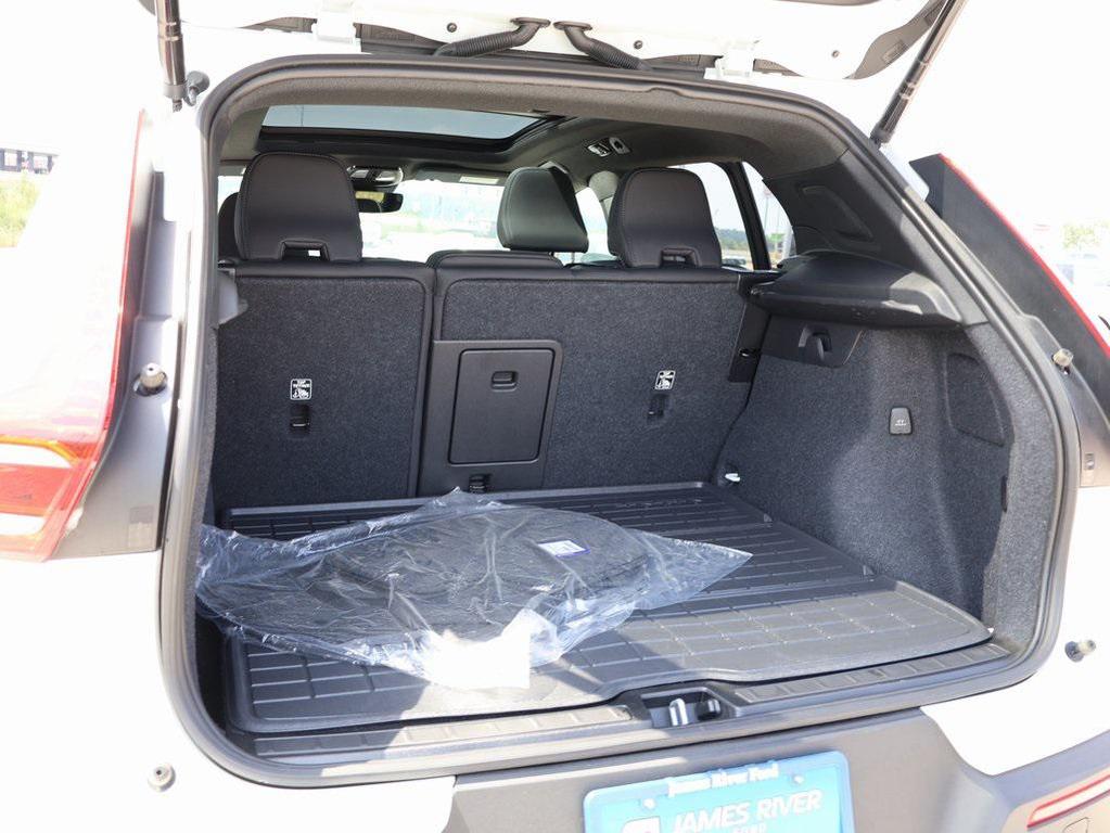 used 2023 Volvo XC40 car, priced at $33,815