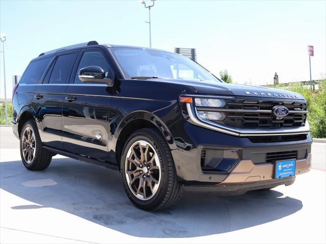 new 2025 Ford Expedition car, priced at $84,054