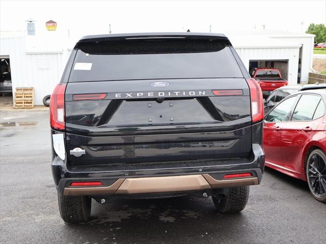new 2025 Ford Expedition car, priced at $85,850