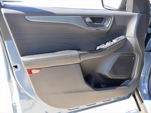 new 2025 Ford Escape car, priced at $28,875