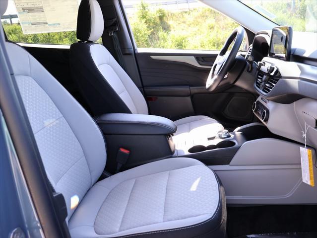 new 2025 Ford Escape car, priced at $28,875