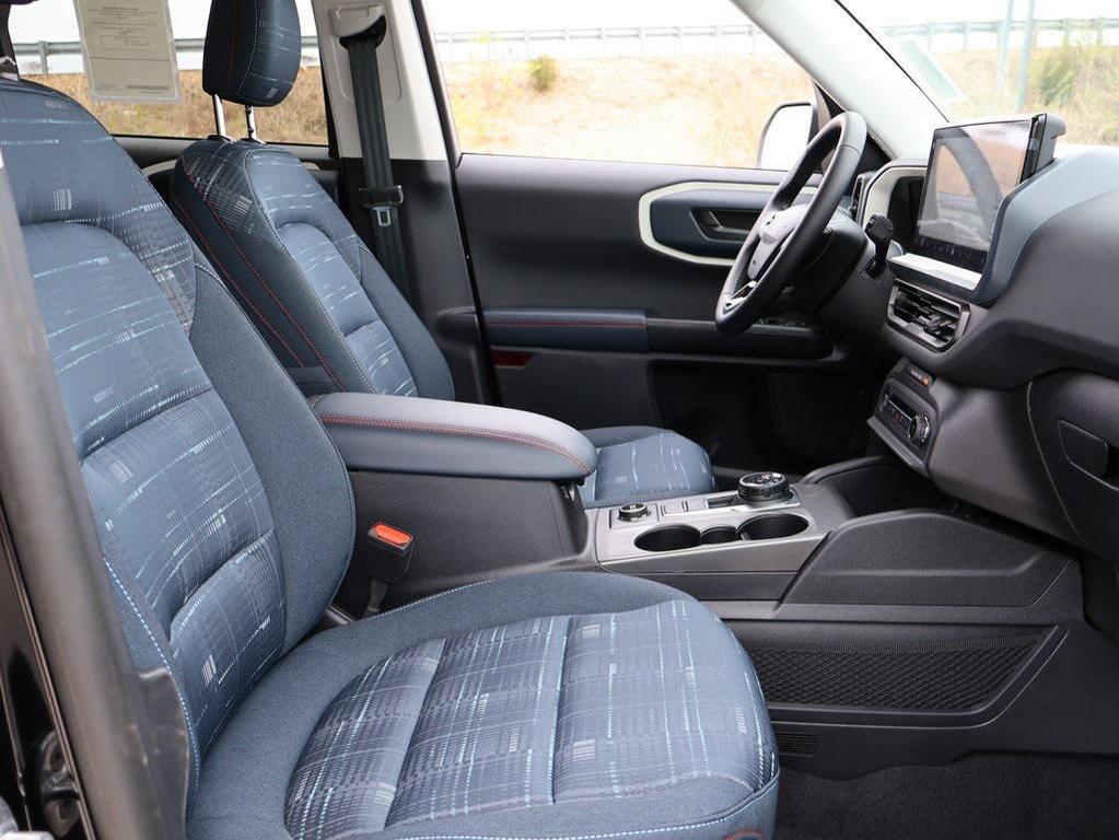 new 2025 Ford Bronco Sport car, priced at $31,864