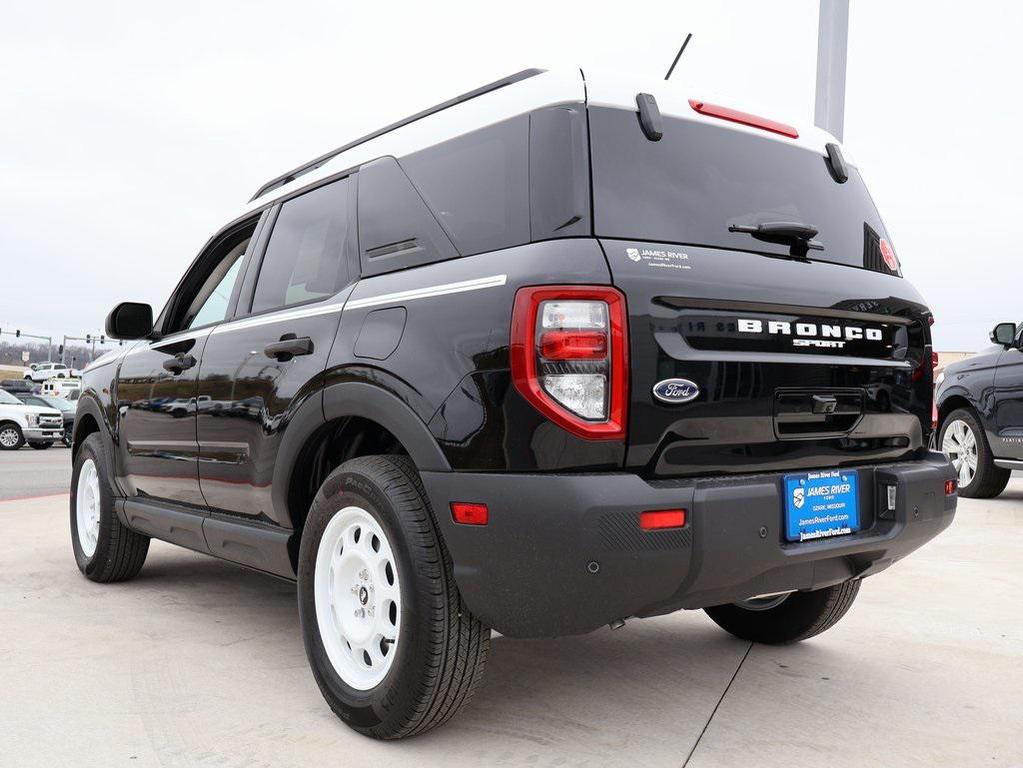 new 2025 Ford Bronco Sport car, priced at $31,864