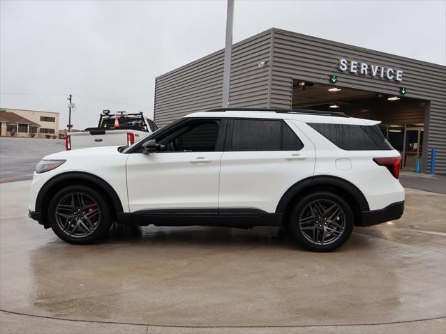 new 2025 Ford Explorer car, priced at $59,680