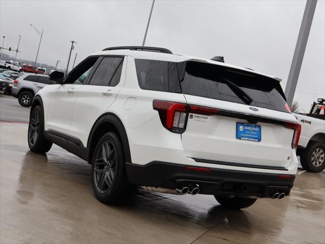 new 2025 Ford Explorer car, priced at $59,680