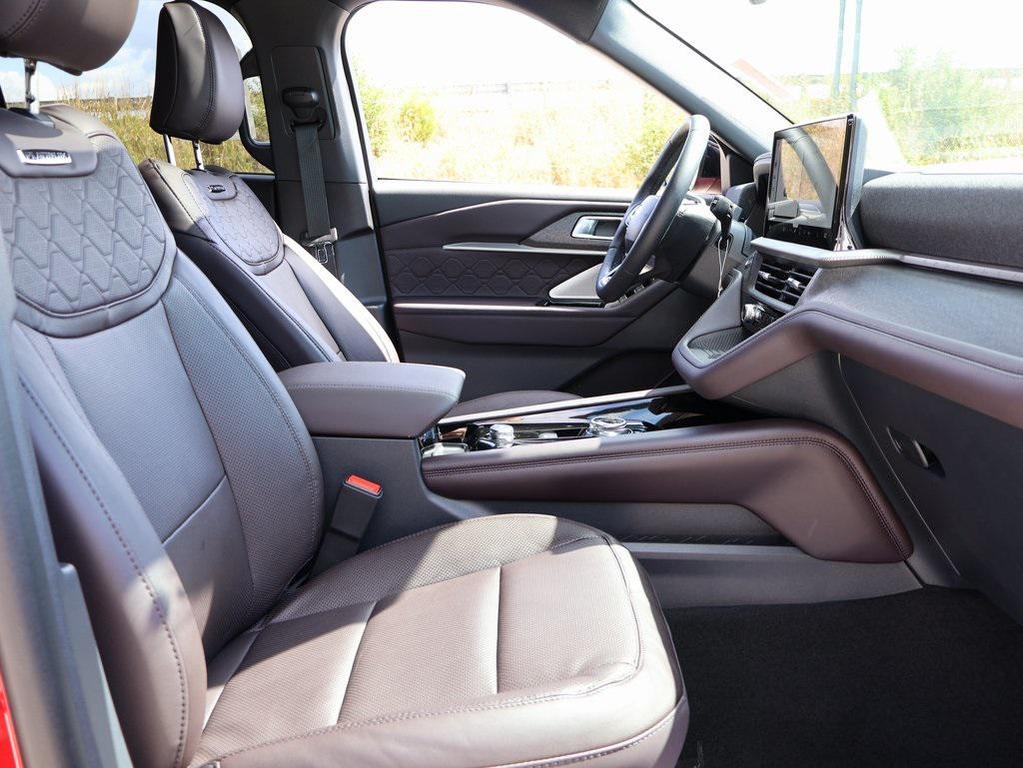 new 2025 Ford Explorer car, priced at $57,493
