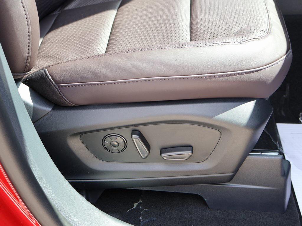 new 2025 Ford Explorer car, priced at $57,493