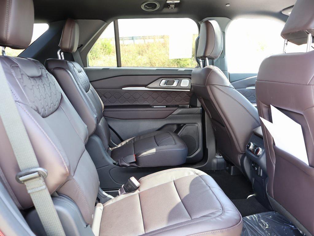 new 2025 Ford Explorer car, priced at $57,493