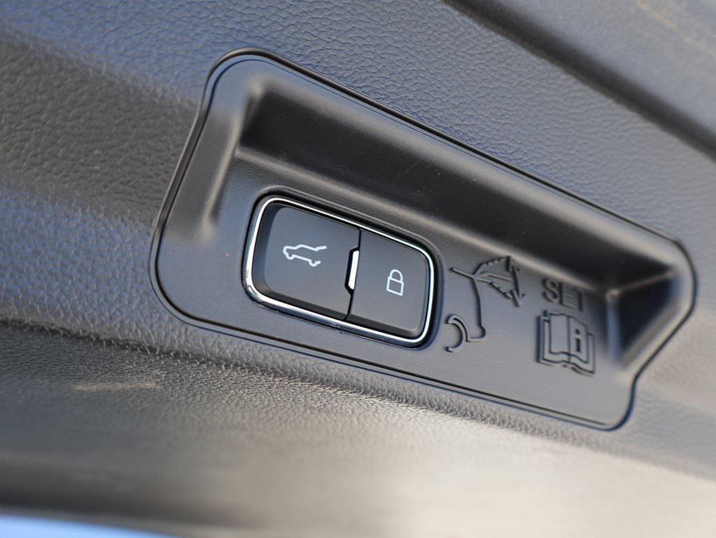 used 2025 Ford Explorer car, priced at $38,960