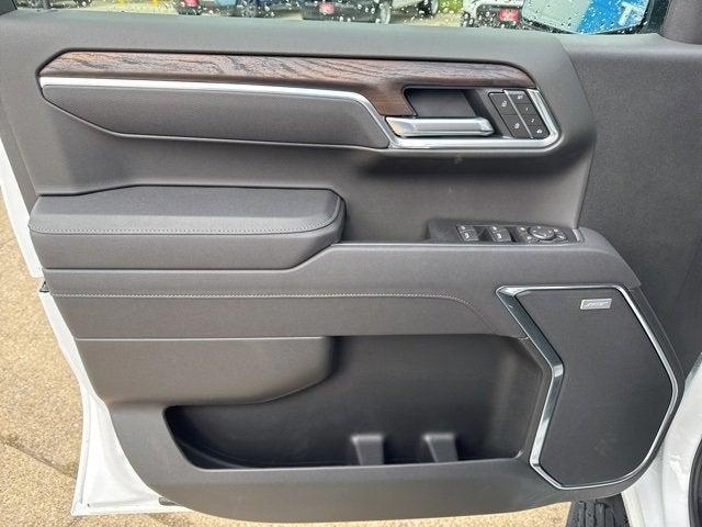 new 2025 GMC Sierra 1500 car, priced at $62,079
