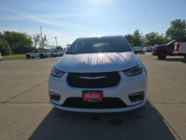 used 2023 Chrysler Pacifica car, priced at $24,949