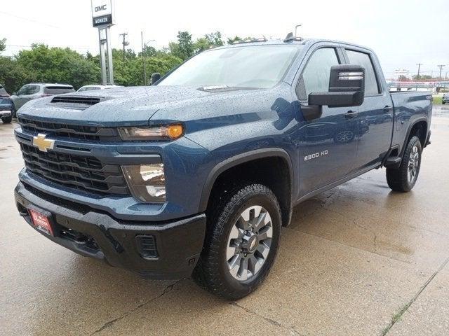new 2025 Chevrolet Silverado 2500 car, priced at $70,385