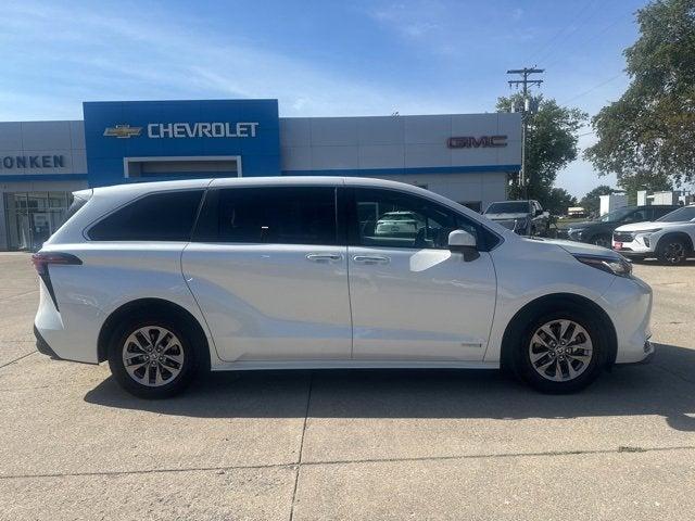 used 2021 Toyota Sienna car, priced at $28,995