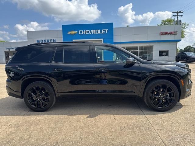 used 2024 Chevrolet Traverse car, priced at $54,995