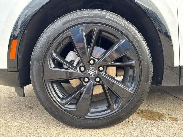 used 2025 Buick Envision car, priced at $35,995