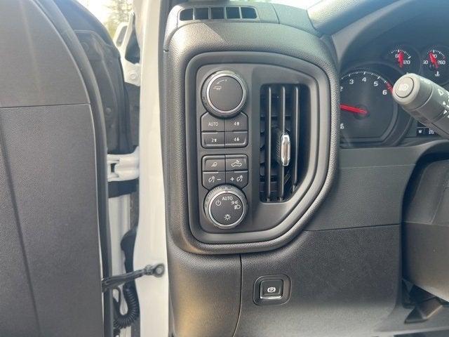 new 2025 Chevrolet Silverado 1500 car, priced at $47,371
