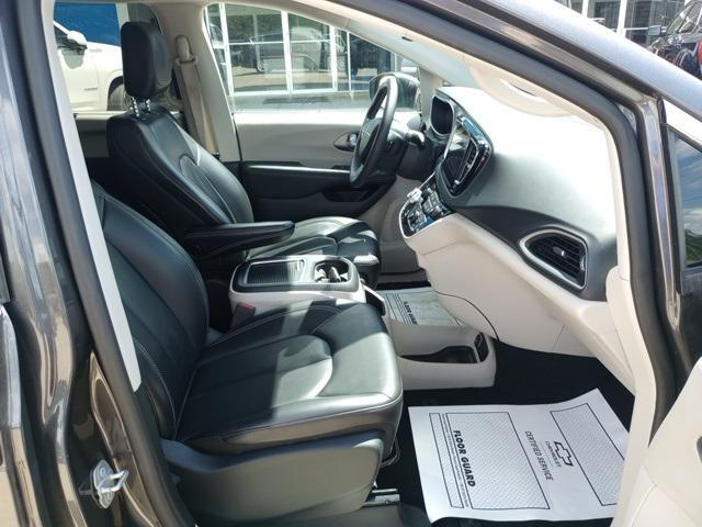 used 2023 Chrysler Pacifica car, priced at $24,795