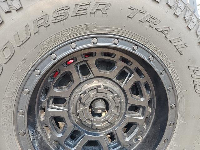 used 2018 Jeep Wrangler Unlimited car, priced at $27,995