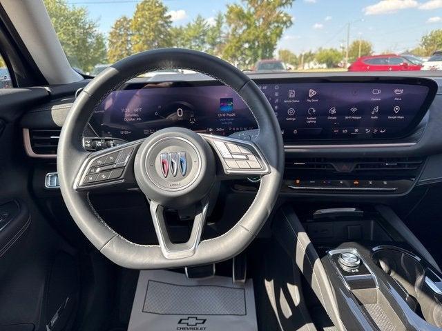 used 2025 Buick Envision car, priced at $35,995