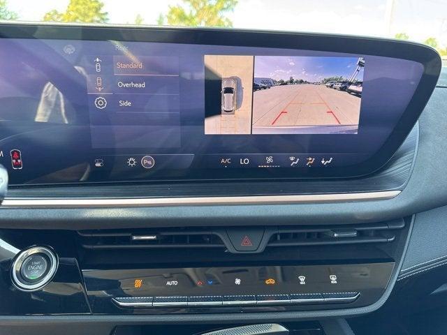 used 2025 Buick Envision car, priced at $35,995