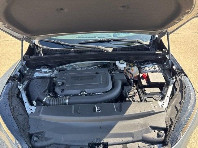 used 2025 Buick Envision car, priced at $35,995